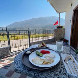 PANORAMIC VIEW Xhanari Guesthouse Tepelene