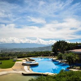 Aparmet 2 BR Gym Pool lc Restaurant Tennis Jacuzzi ,areas verdes ubicacion perfecta oasis en medio de ciudad San Jose Costa Rica Santa Ana Rio oro MC