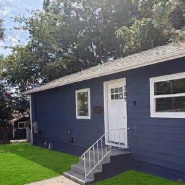 Sleek & Secure Modern Suite Near Ferry, hotel a Bremerton