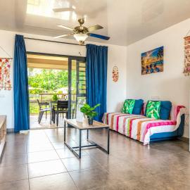 Teahupo'o Lodge Tahiti - Maison familiale au cœur du village - Canoës inclus, hotell sihtkohas Teahupoo