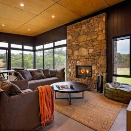 Artisan Gunyulgup - Luxe Lakeside Wellness Hideaway, hotelli kohteessa Yallingup