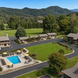 The Parkman Great Smoky Mountains - Cades Cove, Hotel in Townsend
