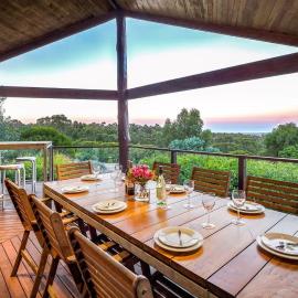 Views Of The Bay - A Tranquil Bushland Escape, מלון בYallingup Siding