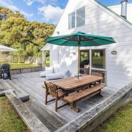 Bay Song Onetangi