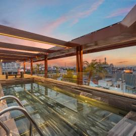 XHOME Danang Hotel & Suite - 5 Mins to My Khe Beach, Hotel in Đà Nẵng