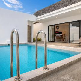 Azure Paradise Villa - Private Pool Villa - 3BR - 3min to Beach