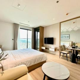 Homestay The Holiday, Bãi cháy, Hạ Long, Quảng Ninh، فندق في Bai Chay