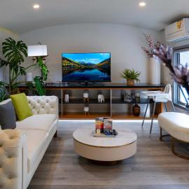 Cityside Beautiful Lodge - close to City & Airpor