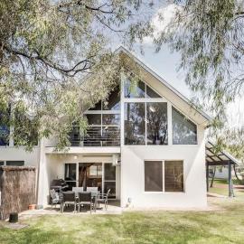 Banksia at Whitesands - Villa 5 Loft-Style Living by the Bay