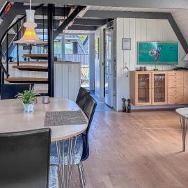 Awesome Home In Farsø With Indoor Swimming Pool, hotel en Farsø