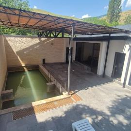 Relax Mineral Hotwater House, hotel in Arzakan