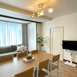 Cozy House Family Suite Near the central Sapporo