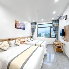 HagiangTrips Hotel, hotelli kohteessa Hà Giang