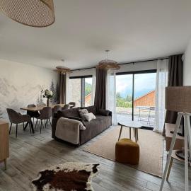 Chalet Altéa - 7 à 8 pers - Neuf & Cosy - 300 m des Pistes
