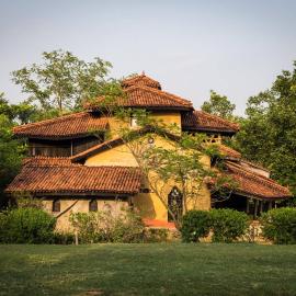 Rare Earth Farms & Homestay, hotel in Shānti Niketan