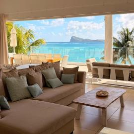 Beachfront Penthouse - Panoramic Ocean View