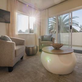 Elegant Seaview Suite 1