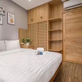 Surya loadge inn, hotel em Rusera