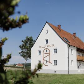 Zollquartier, hotel a Schrattenberg