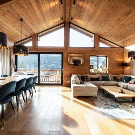 Superbe chalet avec piscine à Courchevel Moriond
