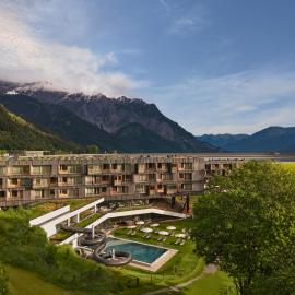 Falkensteiner Family Hotel Montafon - The Leading Hotels of the World: Tschagguns şehrinde bir otel