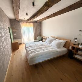 Posestvo Pri žabi, hotel en Štanjel