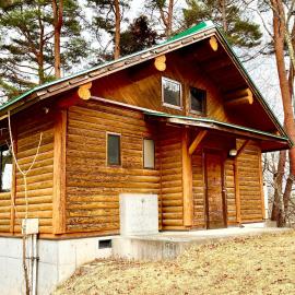 YOKOTE FOREST BASE コテージa棟, hotel in Aoki