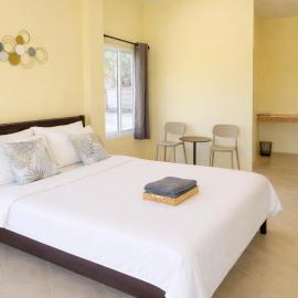Koniix Garden Cottage Ko Sichang, hotell sihtkohas Ko Si Chang