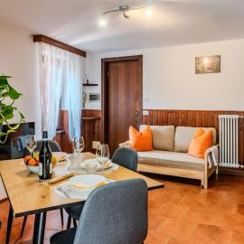 Apartment Casa Gloria by Interhome