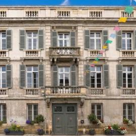 Maison M on the Dordogne Luxurious accommodation, hotel em Sainte-Foy-la-Grande