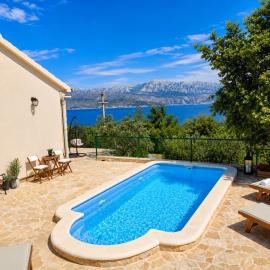 Secluded Holiday home HERITAGE