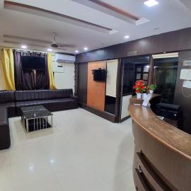 Hotel 9 square