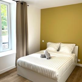 LOCAPONDI 4 - Au Bord du Canal, khách sạn ở Pontivy