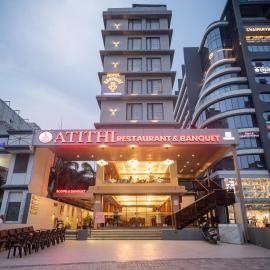 Hotel Sapphire 26, отель в городе Сурат
