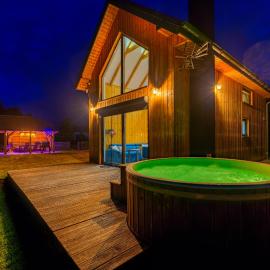 JASZCZURKA, domek nad rzeką, Zwierzyniec, Roztocze, Jacuzzi, Sauna