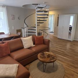White Coast Villa، فندق في غروميتز
