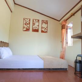 Ghaniya Homestay, hotel Bonto városában