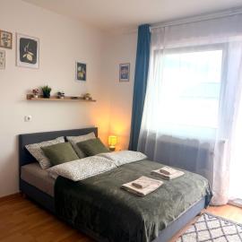 Apartments Chloe - Top 17, hotel em Hollabrunn