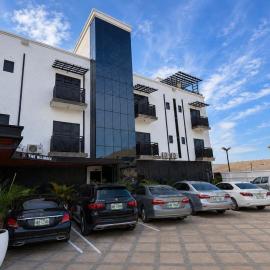 The Alliance Suites and Apartments, hotel Asaba városában