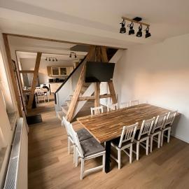 Monteurunterkunft II Ferienhaus II A7 Holle mit 14 Betten, 3 Duschen und 3 WCs