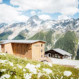 Momentum, die Lauchernalp Lodge, hotel i Wiler
