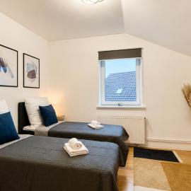 TT Living Apartments Rellingen I 1 & 2 Schlafzimmer I Küche I Waschmaschine I Parkplatz، فندق في Rellingen