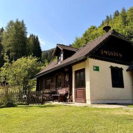 UMUNDUM Hütte