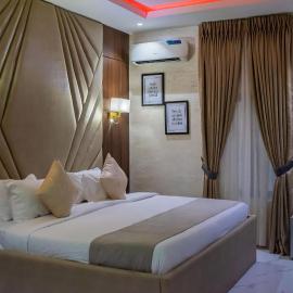 De Grand Vale Hotel and Suite
