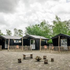 Kampeerhut met gedeeld sanitair, hotel u gradu Wintelre
