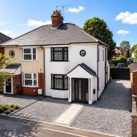 Super Modern 3 bedroom semi-detached.