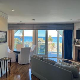 Maritime Delux Lakeview Suite 413: Spacious 2-bedroom condo in Bay Harbor with lake views., hotel di Petoskey