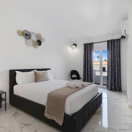 #266 Luxury Villa Spacious & Premium Stay