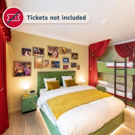 Plopsaland Theater Hotel, hotel din De Panne