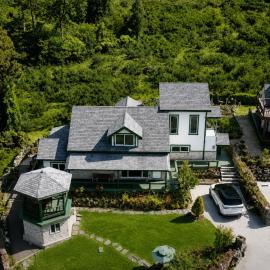 Executive Home in Jeju